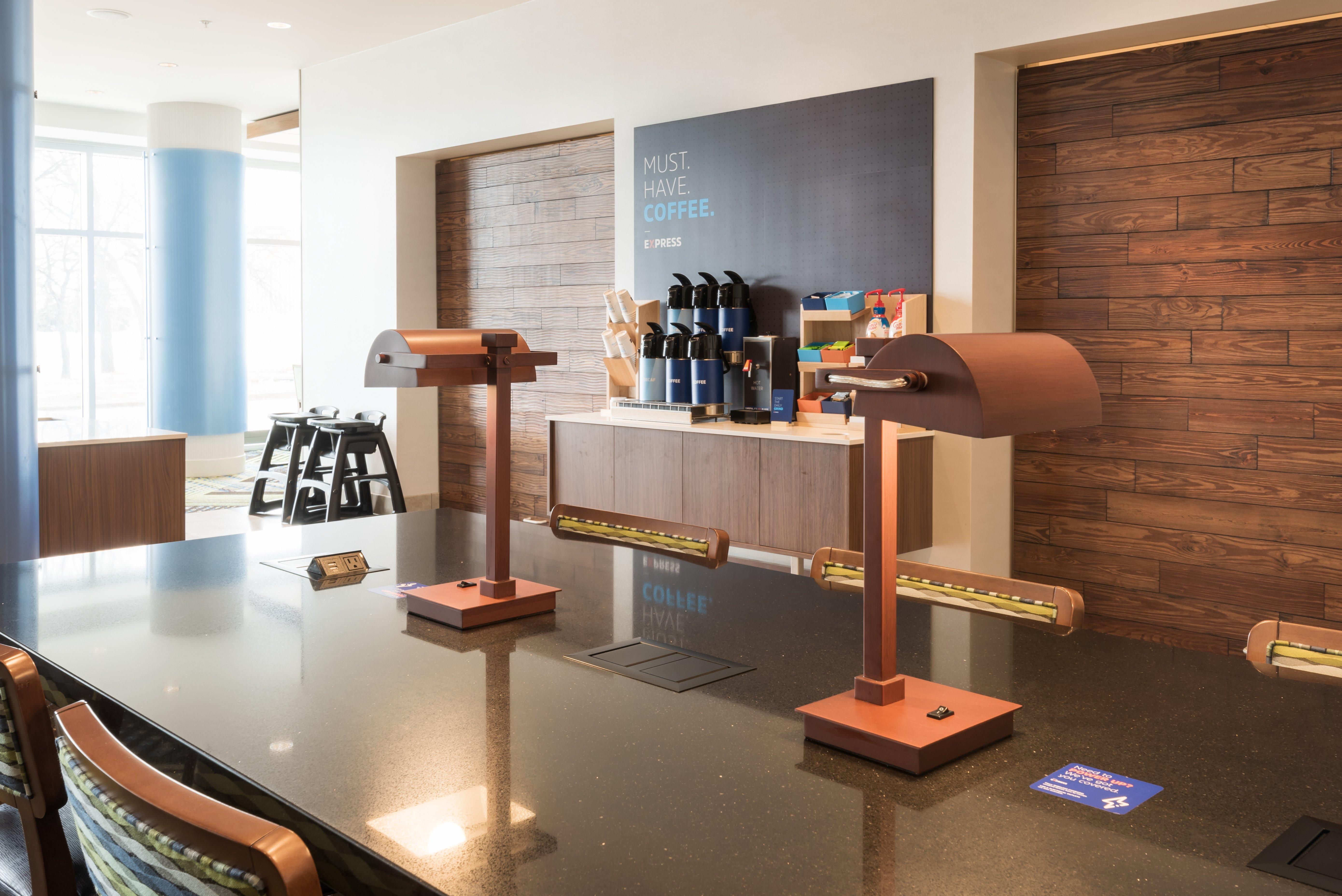 Holiday Inn Express & Suites - Saskatoon East - University By Ihg Esterno foto