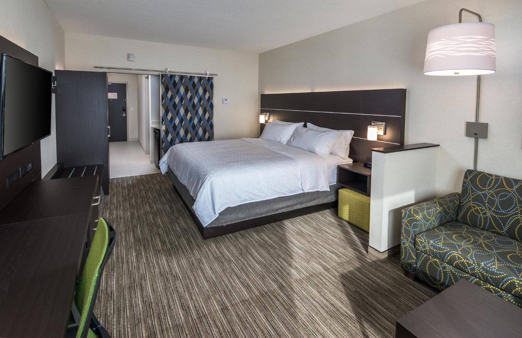 Holiday Inn Express & Suites - Saskatoon East - University By Ihg Esterno foto
